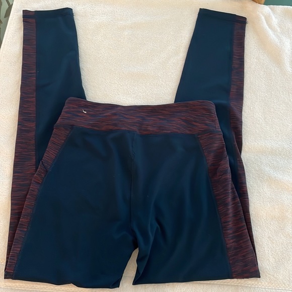 Aeropostale Live Love Dream Athletic Leggings sz L Soft Pockets Like NEW Cute - Picture 4 of 17